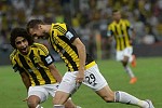 «كلاسيكو الجنون» ينتهي بفوز الاتحاد على الهلال برباعية